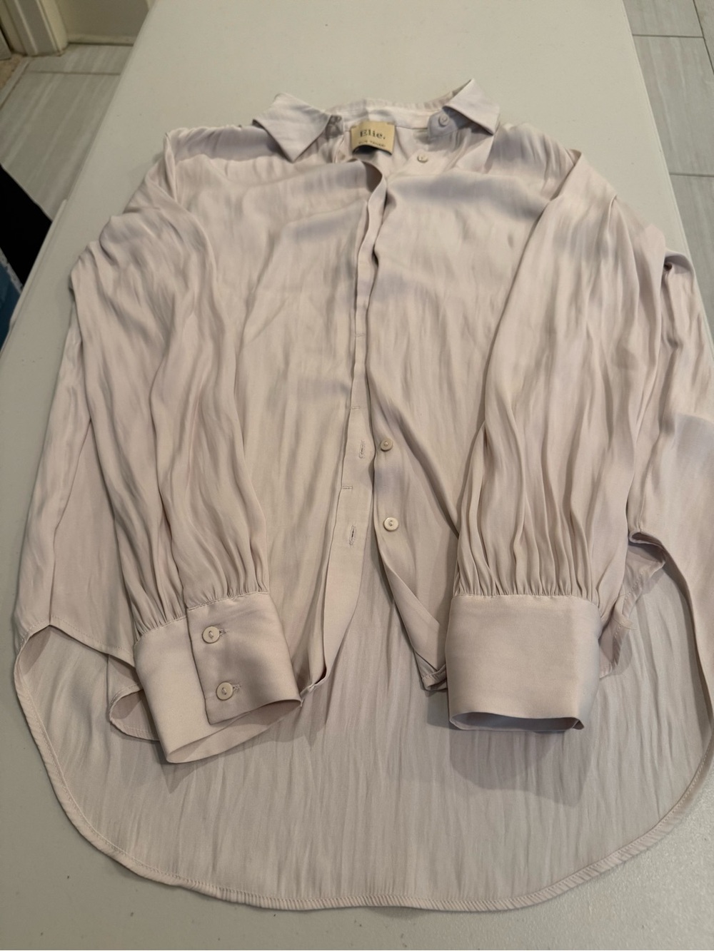 Elie Tahari Light Blush Pleated Sleeve Button-Down Shirt